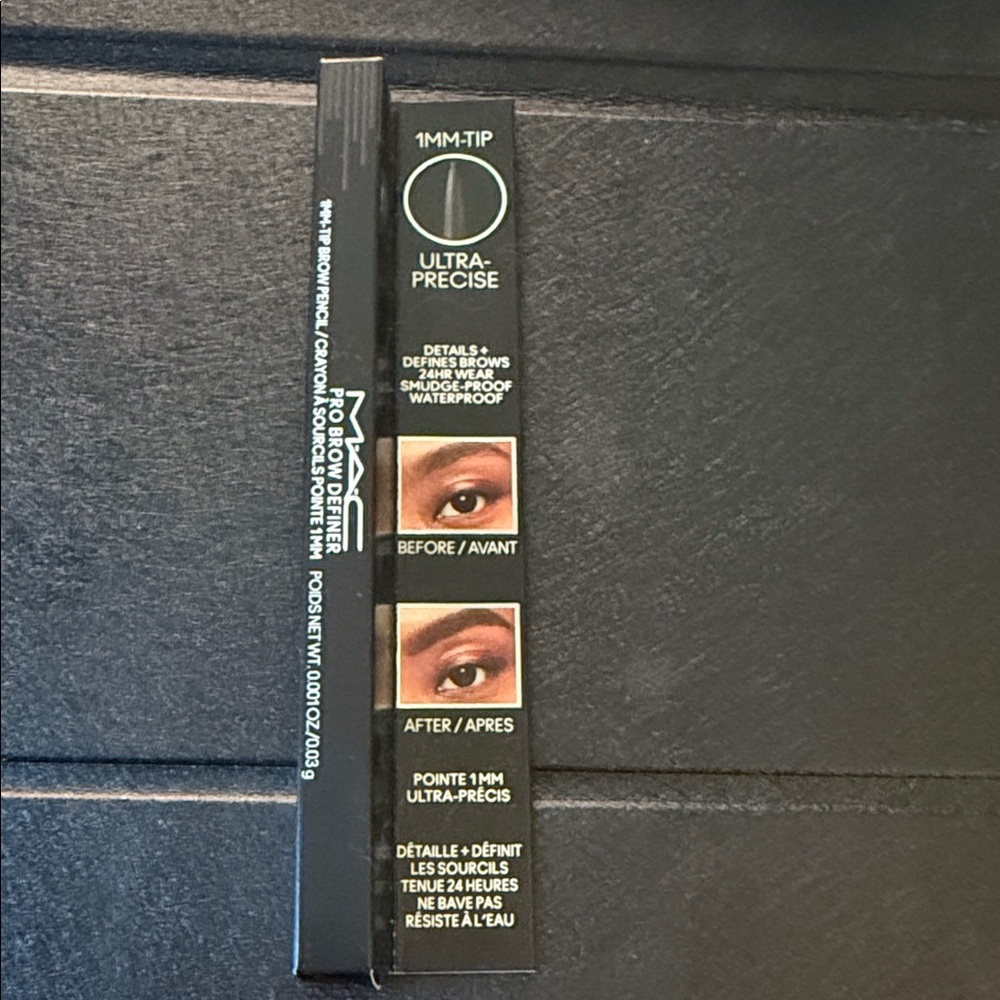 MAC Cosmetics Pro Brow Definer in Black